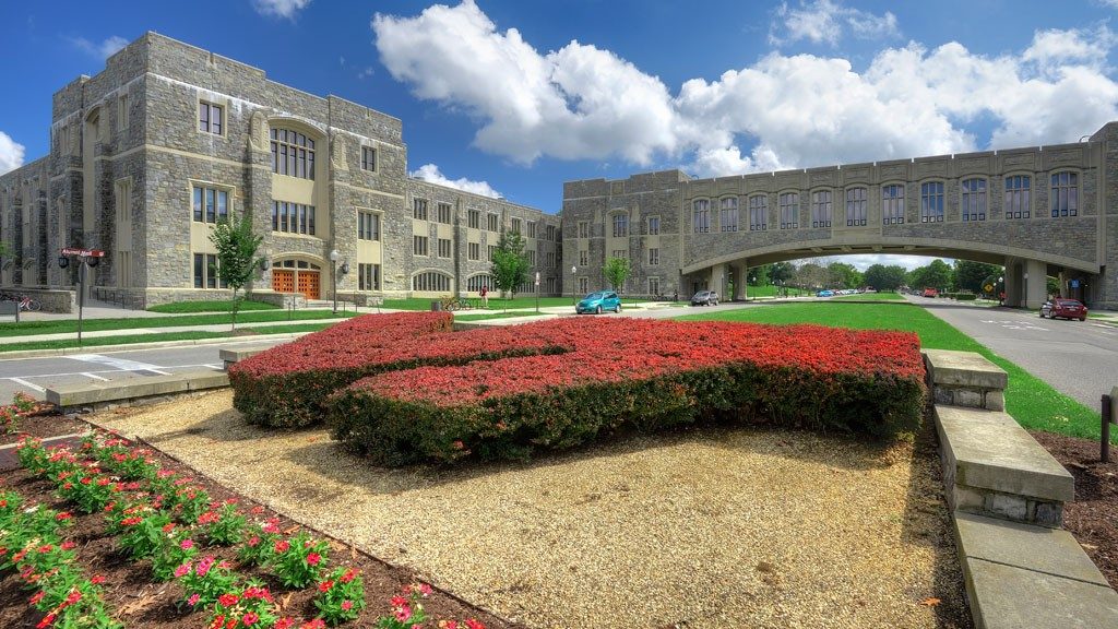 Virginia Tech Ranks Top 3 Best College Campuses in America | Virginia's New  River Valley